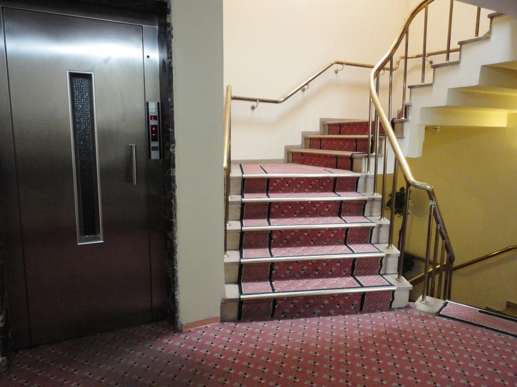 Aden Hotel Istanbul Exterior photo